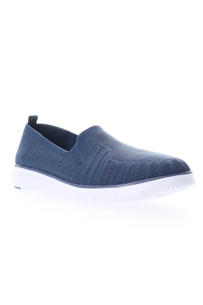 Propet Women's TravelFit Slip On