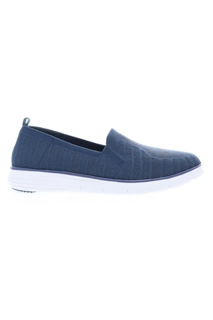 Propet Women's TravelFit Slip On